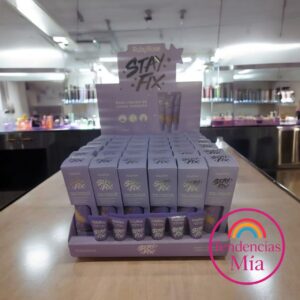 Base liquida stay Fix Ruby Rose